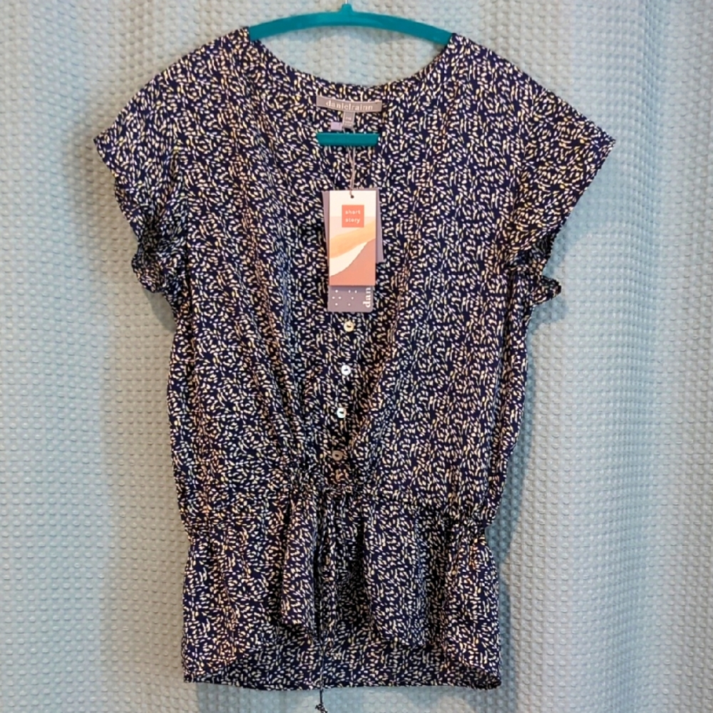 NWT SZ XSP Daniel Rainn Blue, White, And Yellow Flutter Sleeve Peplum Blouse